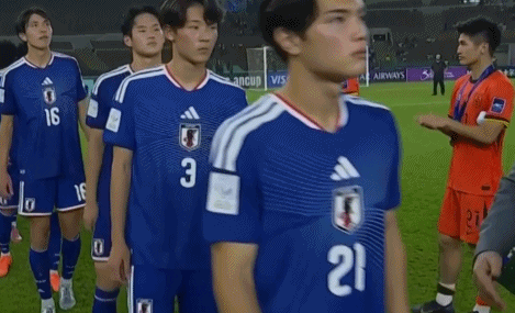 LOL赛事数据-中国U23赛后1举动获日本球迷大赞：中国足球没那么糟糕！